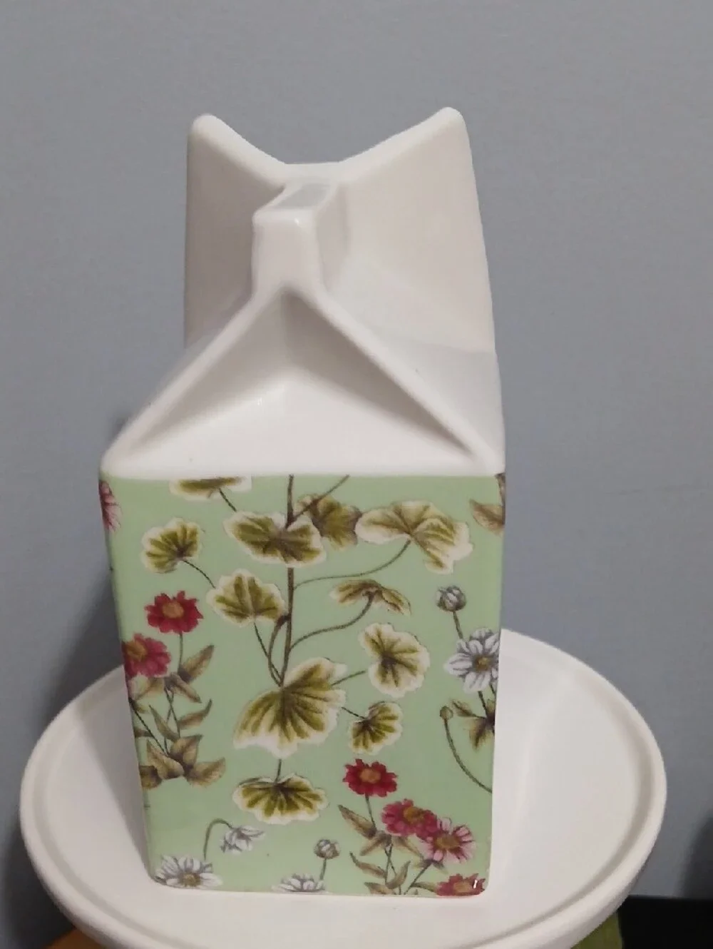 Green Floral Ceramic Milk Carton Vase - Decorative Home Accent NWT